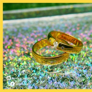 Yellow Gold Simple 8