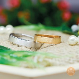 White Gold Simple 11