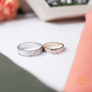 White Gold Simple 13