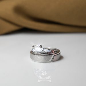White Gold Exclusive 18