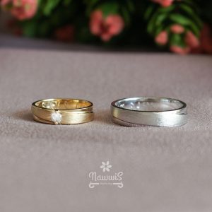 White Gold Simple 20